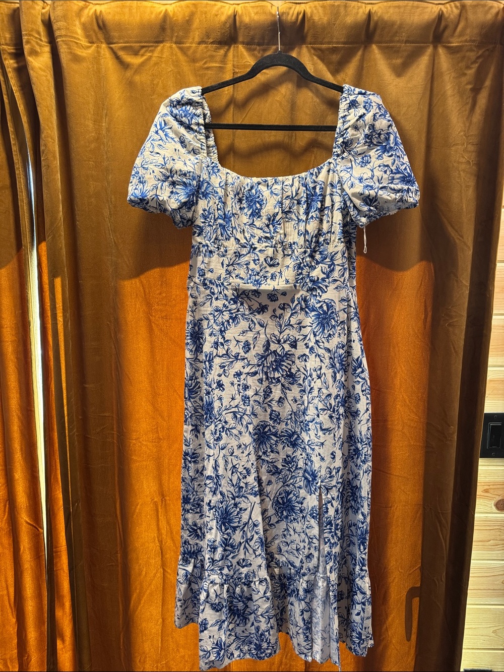London Times Blue and White Floral Midi Dress